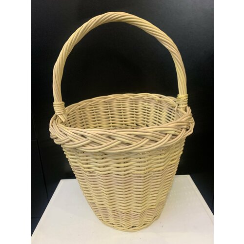 Корзина плетеная, ива, Высота 17 см, Диаметр 19 см, светло-персиковый. Ручная работа, из дерева.