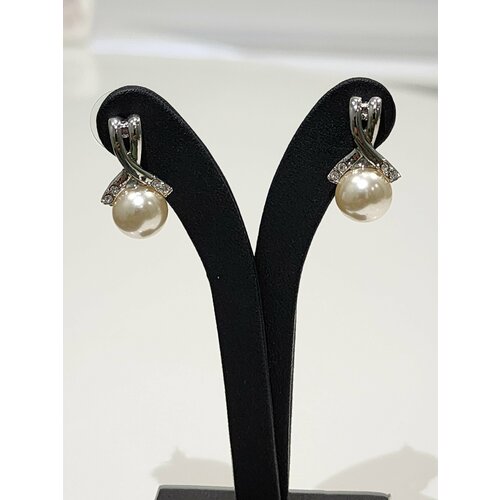 фото Серьги пусеты , кристалл, жемчуг имитация, бесцветный, белый shop4you 