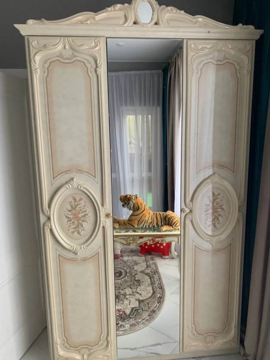 Шкаф Диа мебель "Диа Роза", ЛДСП, 3 двери, классический стиль, бежевый глянец