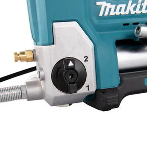 Аккумуляторный шприц для смазки Makita DGP180Z — фото 2