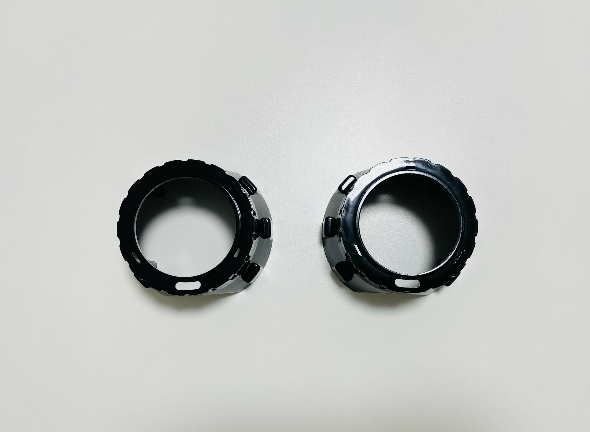 Маски для линз, декоративные бленды №261BG для модулей 2.5", цвет черный, с крепежом под габариты (кольца) - "Ангельские глазки" 80мм, комплект 2 шт