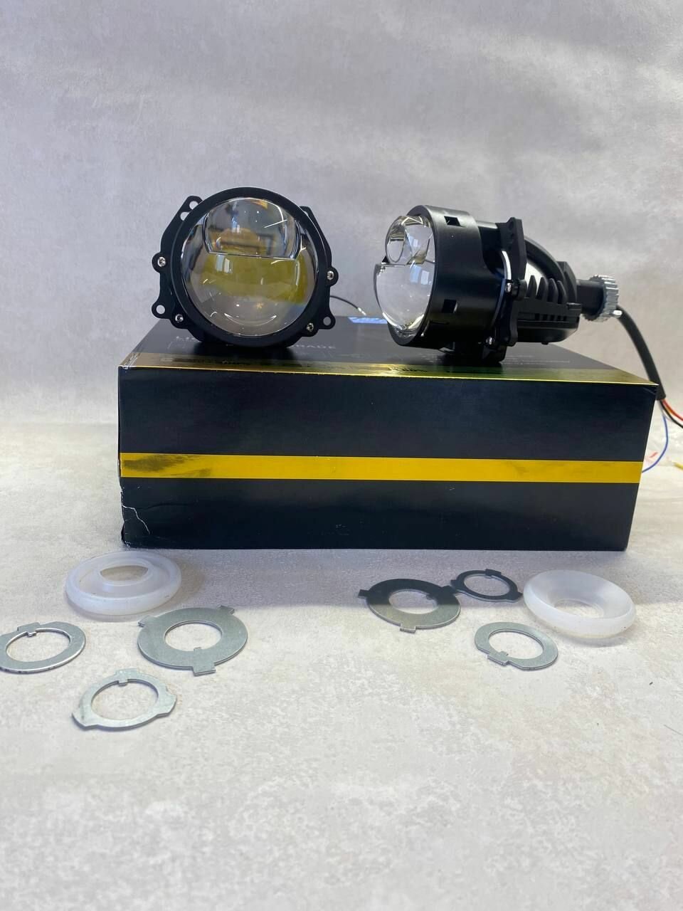 Светодиодные модули дальнего/ближнего света Aozoom Black King Kong 12V BI LED 3" (2 линзы, комплект) — фото 5