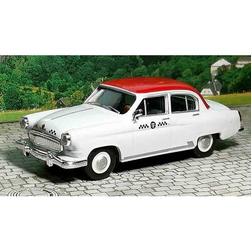 049634 HERPA Модель автомобиля М-21 такси 