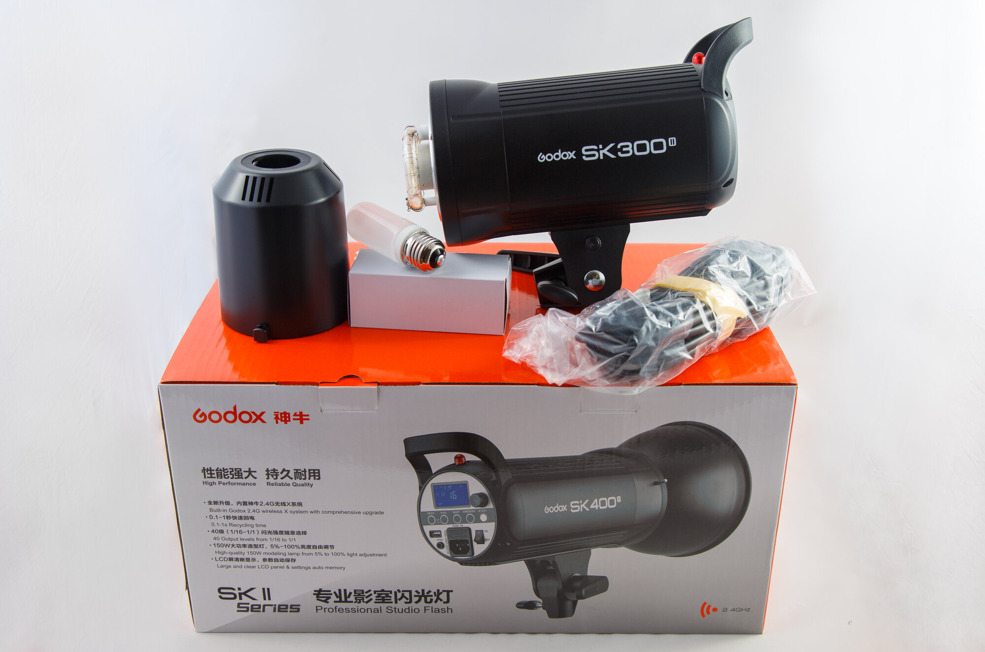 Вспышка студийная Godox SK300II