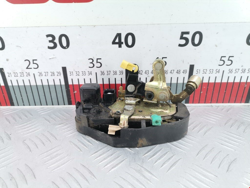 Замок двери передней правой Jeep Commander 55369090AC арт. 1991965