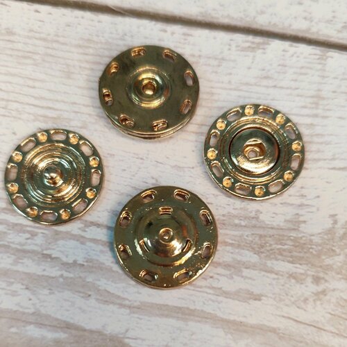 Кнопка пришивная металл 25мм. золото