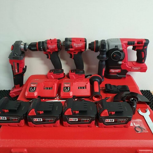 Набор аккумуляторного инструмента Milwaukee 4в1 39999₽