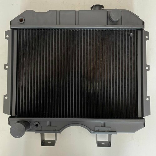 Радиатор охлаждения медный УАЗ 3151 452 469 3-х рядный Kooshesh 3741-1301010-04 28575₽