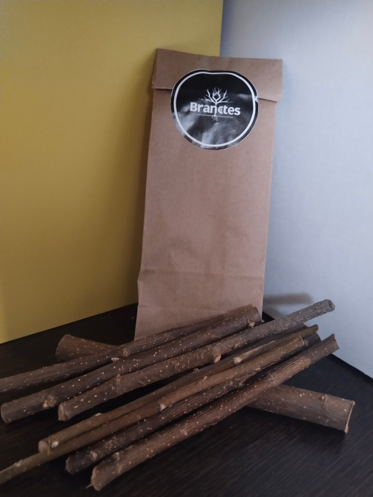 Лакомство для грызунов "Ветки Яблони" уход за зубами 150 г