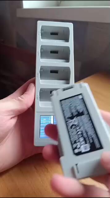 Mini 4 PRO, Mini 3 Pro зарядное устройство концентратор для 4 батарей хаб для квадрокоптера, 4 аккумулятора — фото 1