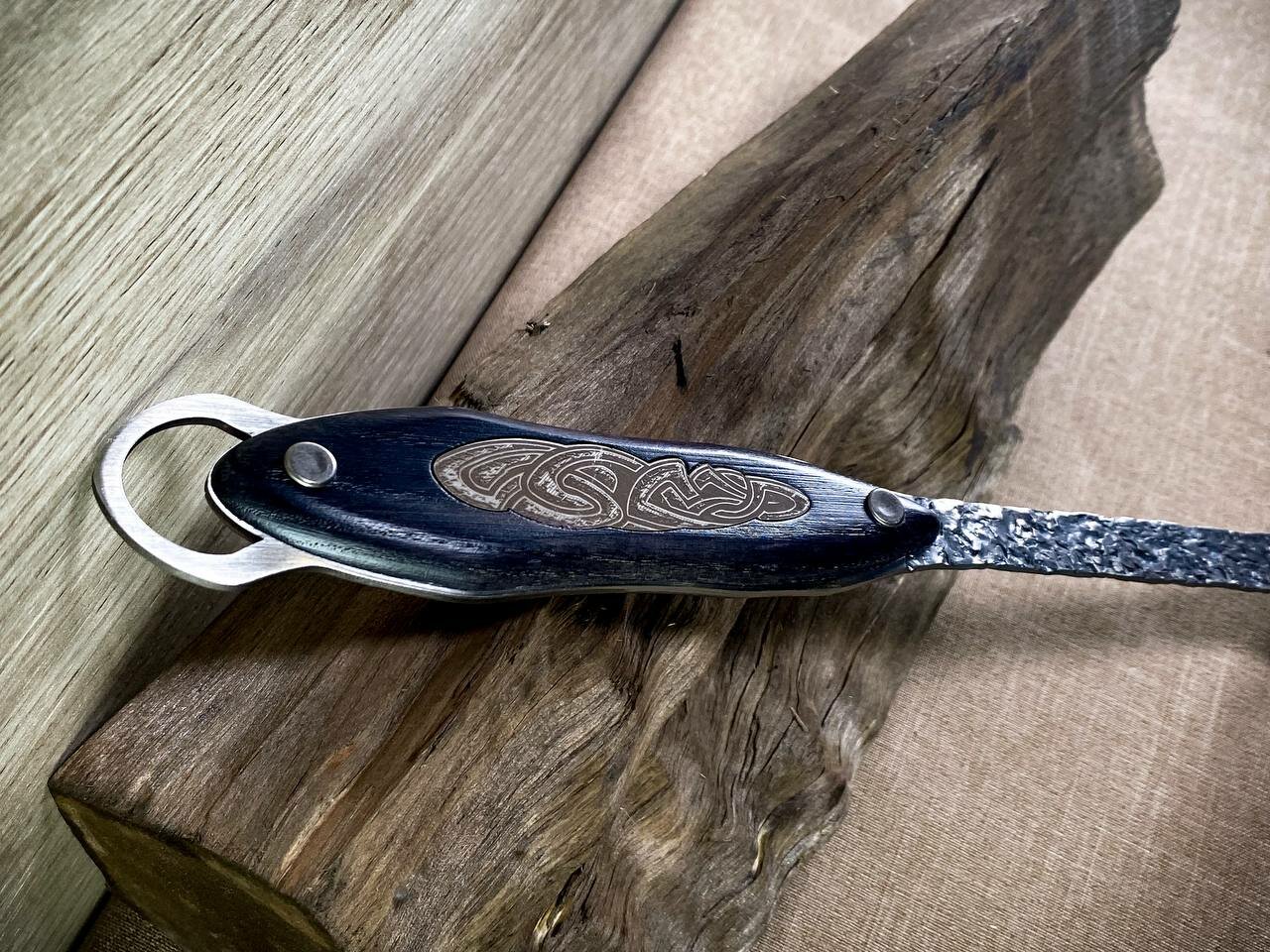 Вилка для мяса кованое лезвие (темная) — фото 1