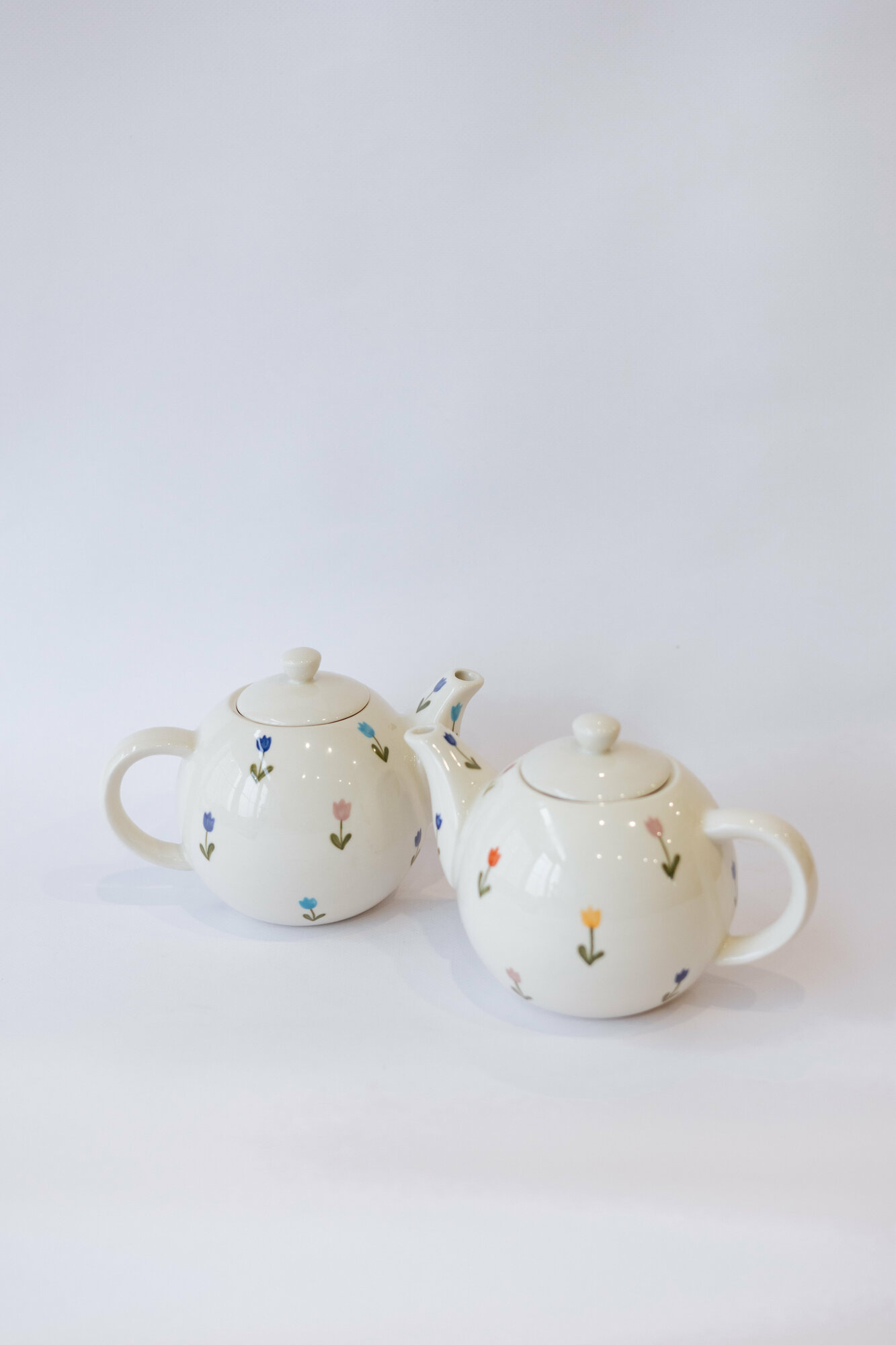 фото Чайник заварочный "Тюльпаны", 950мл, керамика, белый