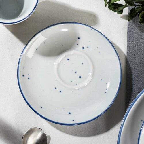 Блюдце фарфоровое кофейное 600₽