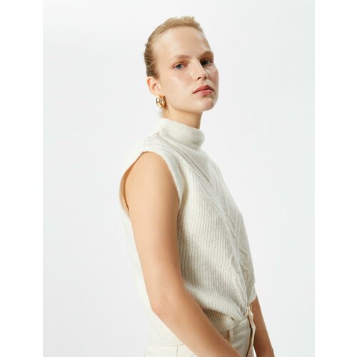 фото Жилет koton, размер s, бежевый