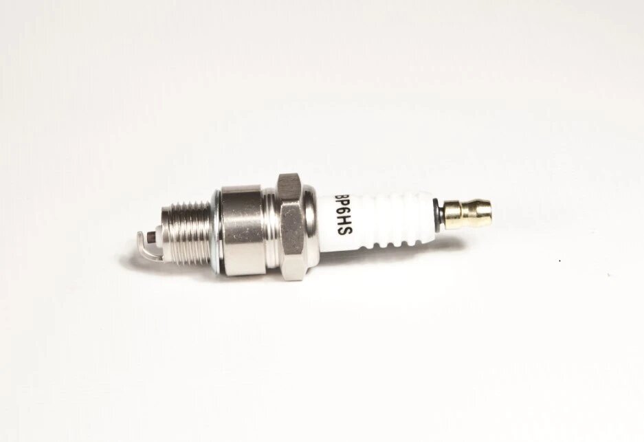 фото Свеча зажигания KGV BP6HS на ГАЗ 402 двиг.