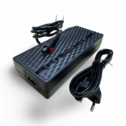 Универсальное зарядное устройство для электросамокатов 126W 42V/3A FY1504203000
