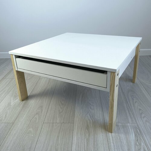 Детский стол Монтессори