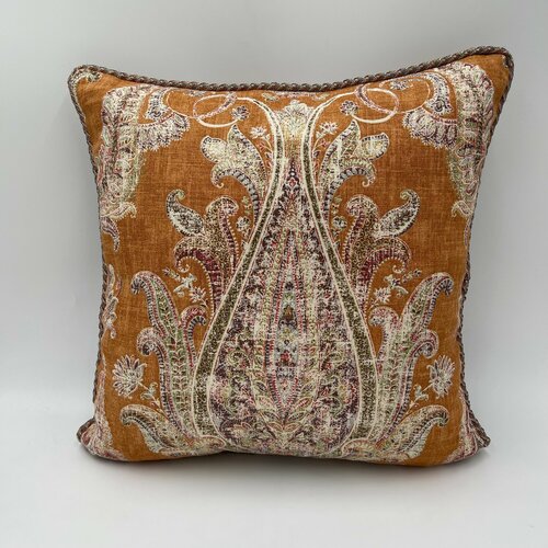 Декоративная подушка 