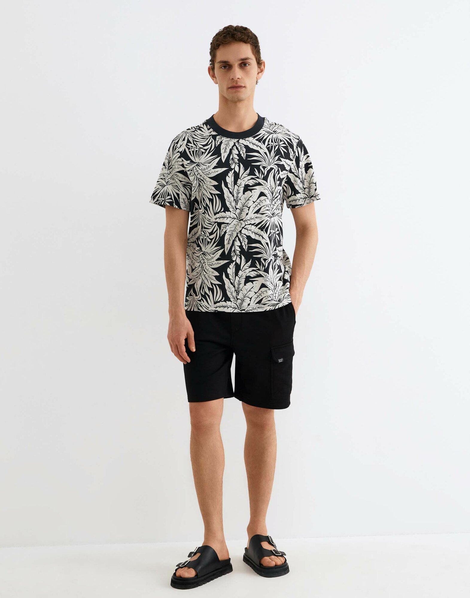 Футболка Gloria Jeans, размер S (44-46), темно-синий — фото 1