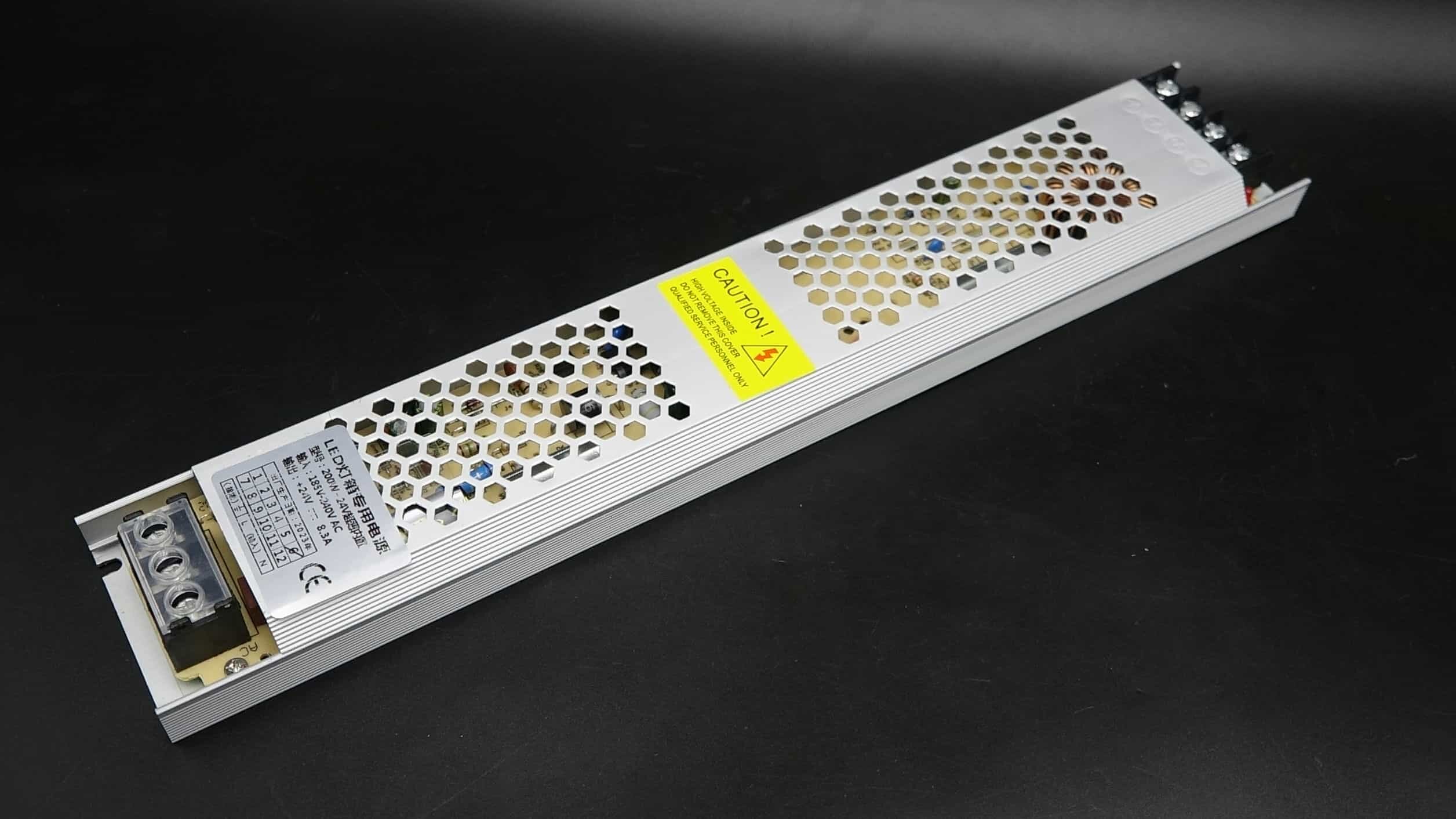 Тонкий Блок питания 200Вт-24В для светодиодных лент и модулей, металл TDM (Ультра Слим)