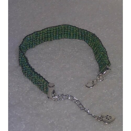 фото Плетеный браслет сочная зелень, бисер, 1 шт., размер 16 см, размер one size, зеленый fsb1