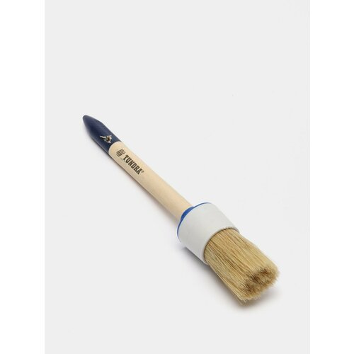 Кисть малярная круглая TUNDRA натуральная щетина деревянная ручка 35-65 мм размер 20 65мм 899₽
