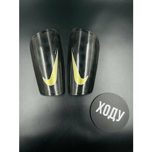 фото Щитки футбольные нет бренда