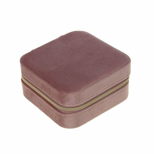 Шкатулка для украшений коричневого цвета 10х10х5 см 1150₽
