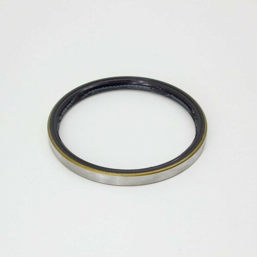 Сальник передней ступицы HINO 10111410 оригинал 1780₽