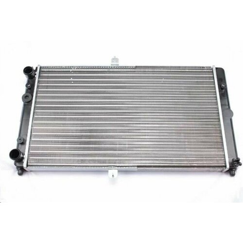 Радиатор основ алюм 2110-12 универс 6808₽