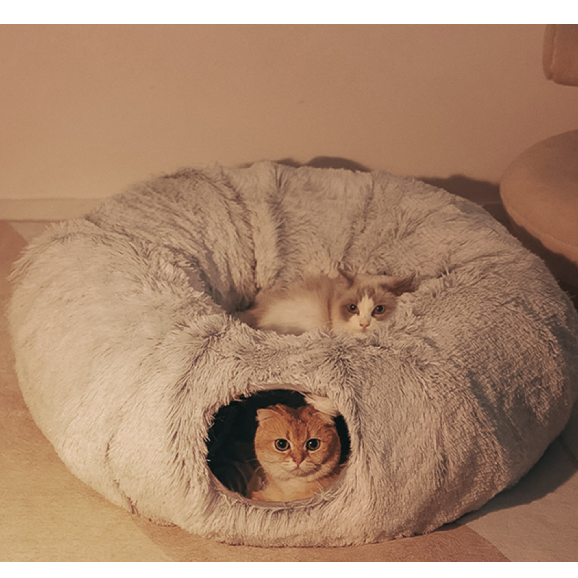 Лежак тоннель домик с игрушкой для кошек и собак - фотография № 7
