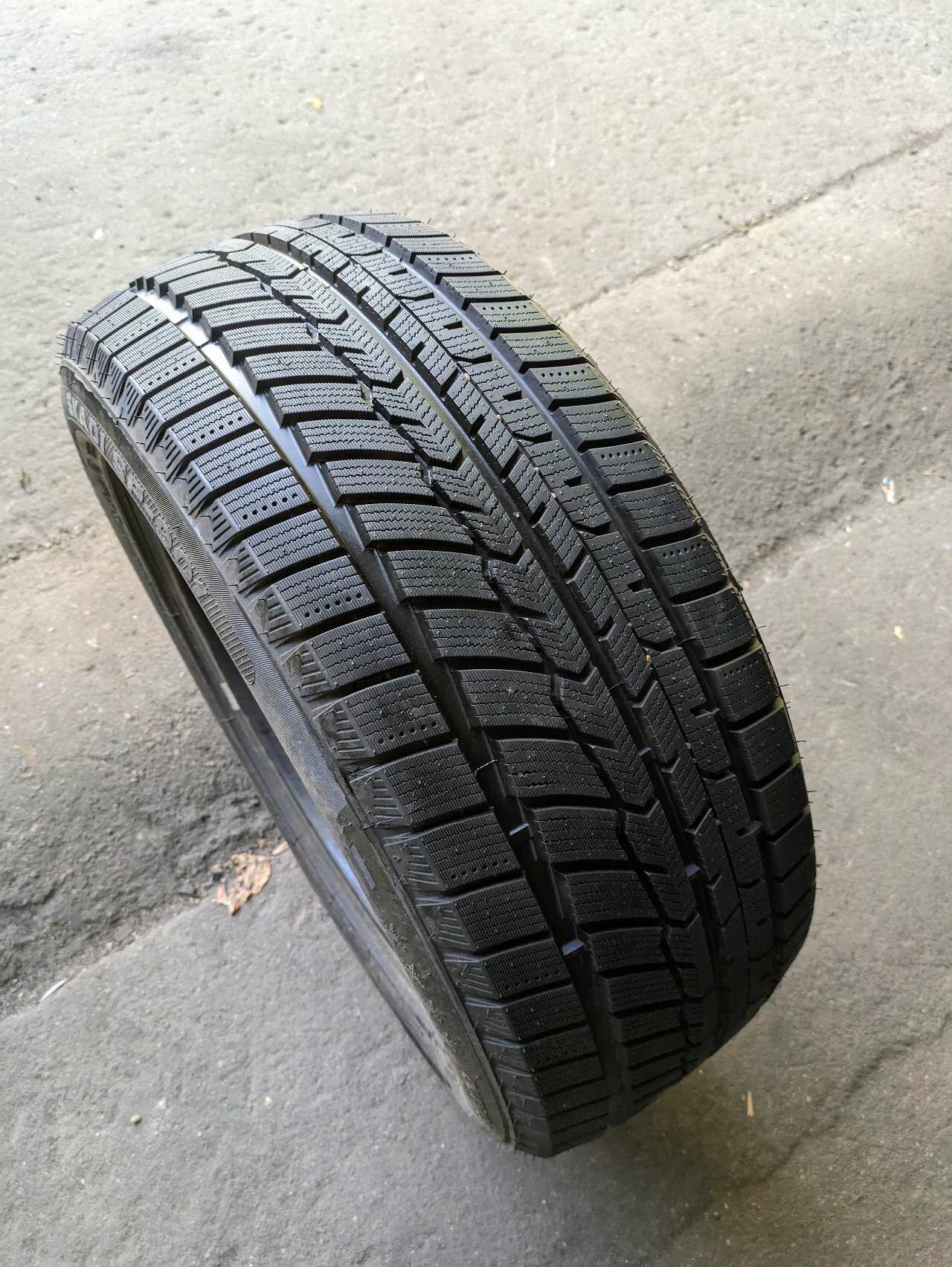 225/55 R17 101V Austone SP-901