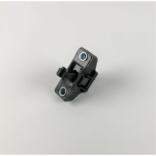 фото Замок багажника renault logan, sandero (на крышке) st support technology