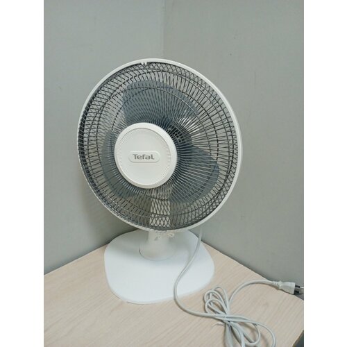 Настольный вентилятор Tefal Essential Plus VF2310F0 белый 1049700₽