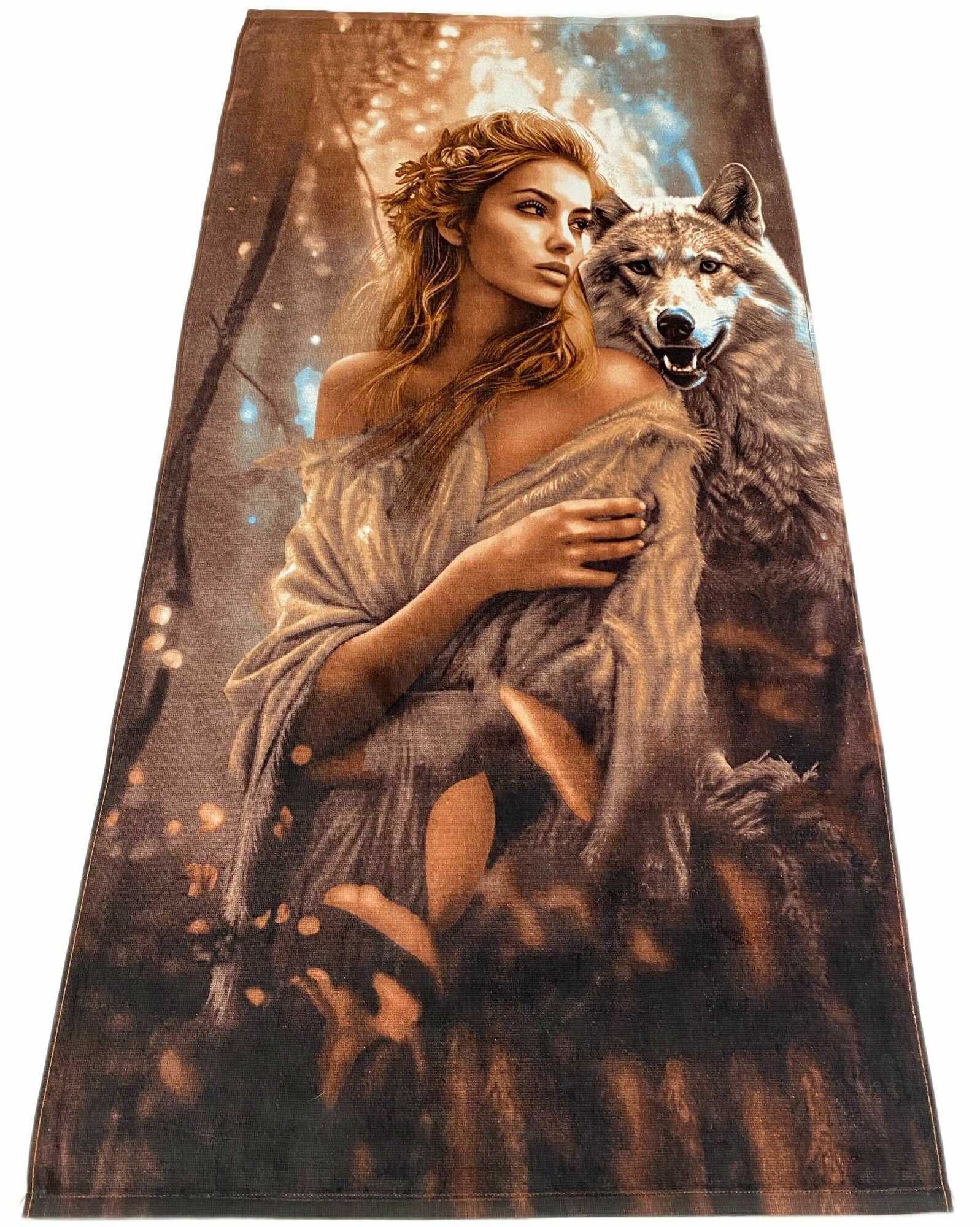 Полотенце пляжное махрово-велюровое Девушка с волком 70х140 см - фотография № 10