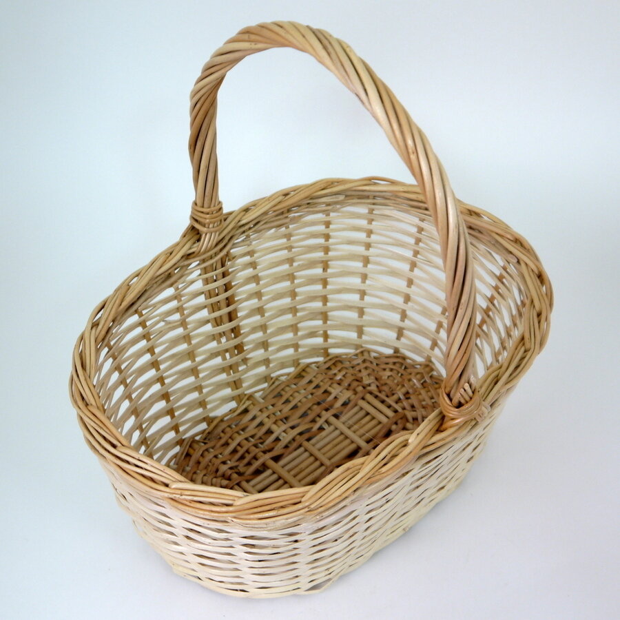 фото Корзина плетеная овальная из ивовой ленты №1, ручное плетение из лозы