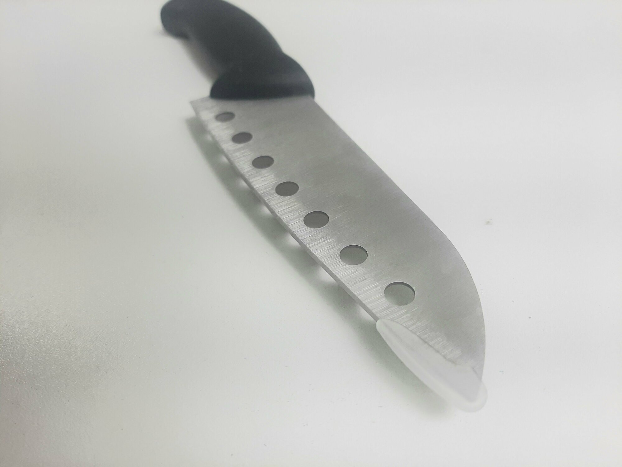 фото Нож с отверстиями, 15 см