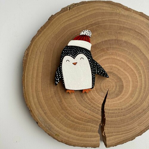 фото Брошь брошь авторская новогодняя пингвин / деревянный значок птичка, черный нет бренда