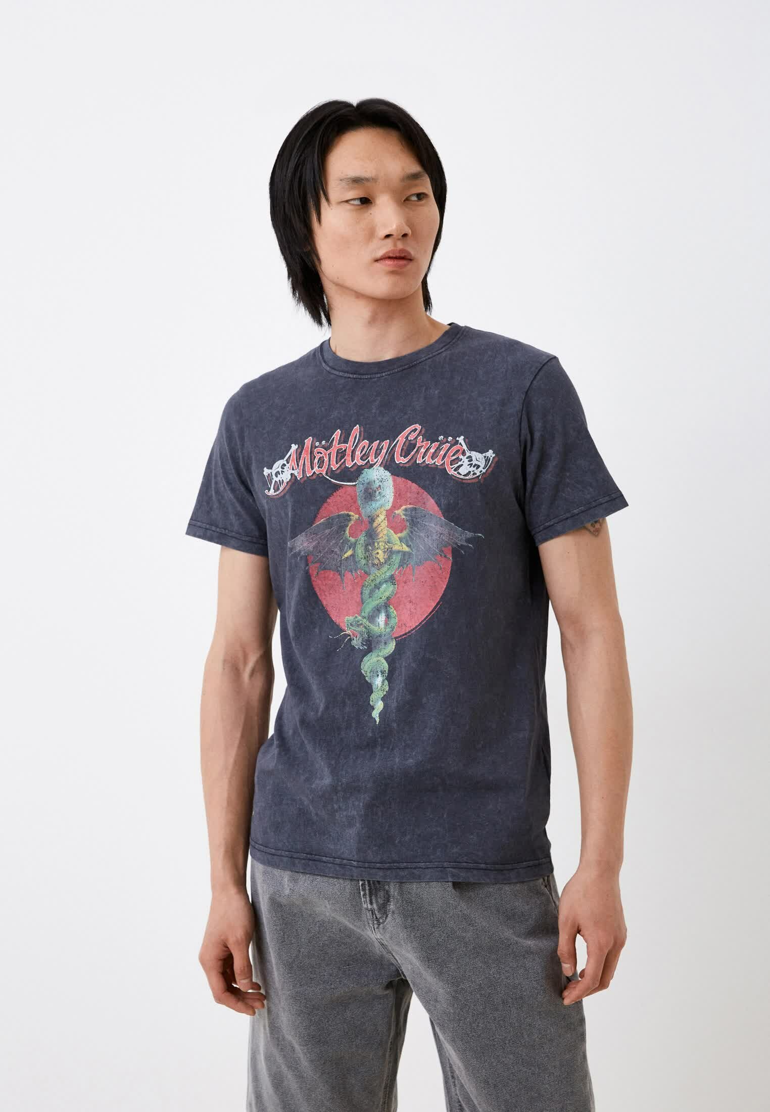 Футболка Superdry MOTLEY CRUE BAND TEE