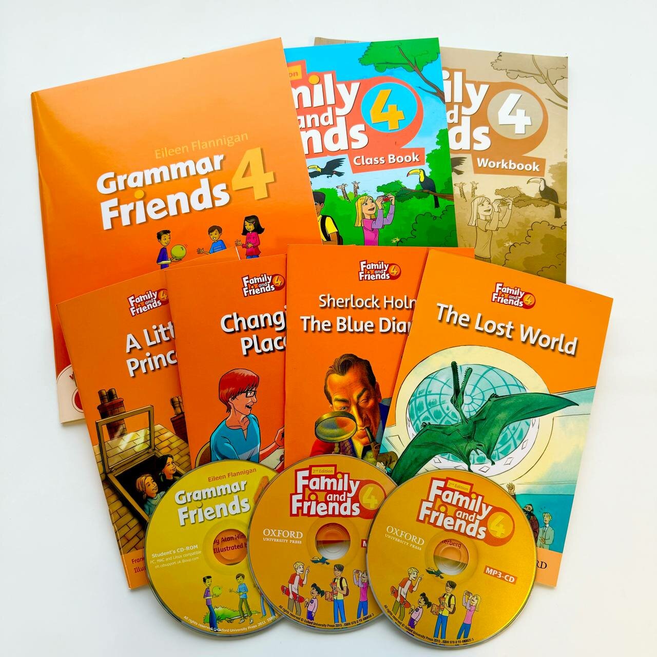 Family and Friends 4 (2nd edition) Class Book + Workbook + Grammar friends 4 + Readers + CD