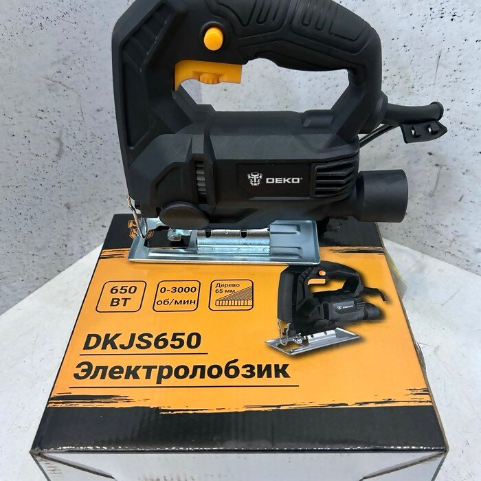 Лобзик Deko dkjs650 (К)