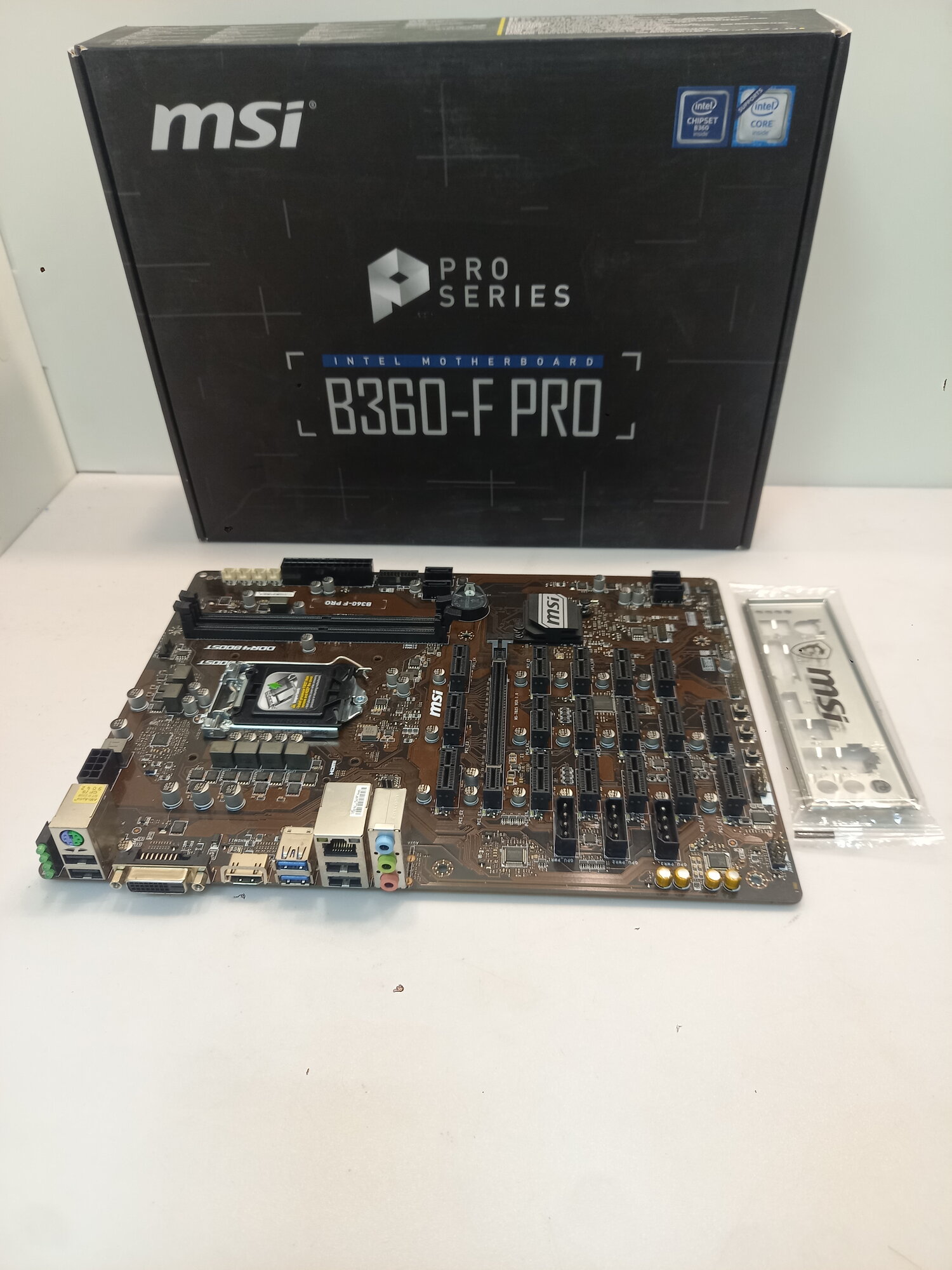 Мат. плата MSI B360-F PRO (RTL) LGA1151 B360 PCI-E DVI+HDMI GbLAN SATA ATX 2DDR4