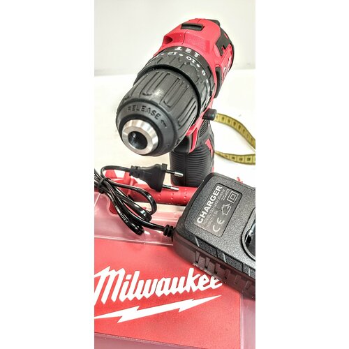 Ударный бесщеточный шуруповерт Milwaukee М-18ВР от аккумулятора 18 В 31 Нм 2 АКБ в кейсе 4499₽