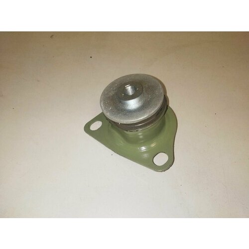 Опора подрамника левая новая Audi 100 45 A6 4A0399419E 800₽