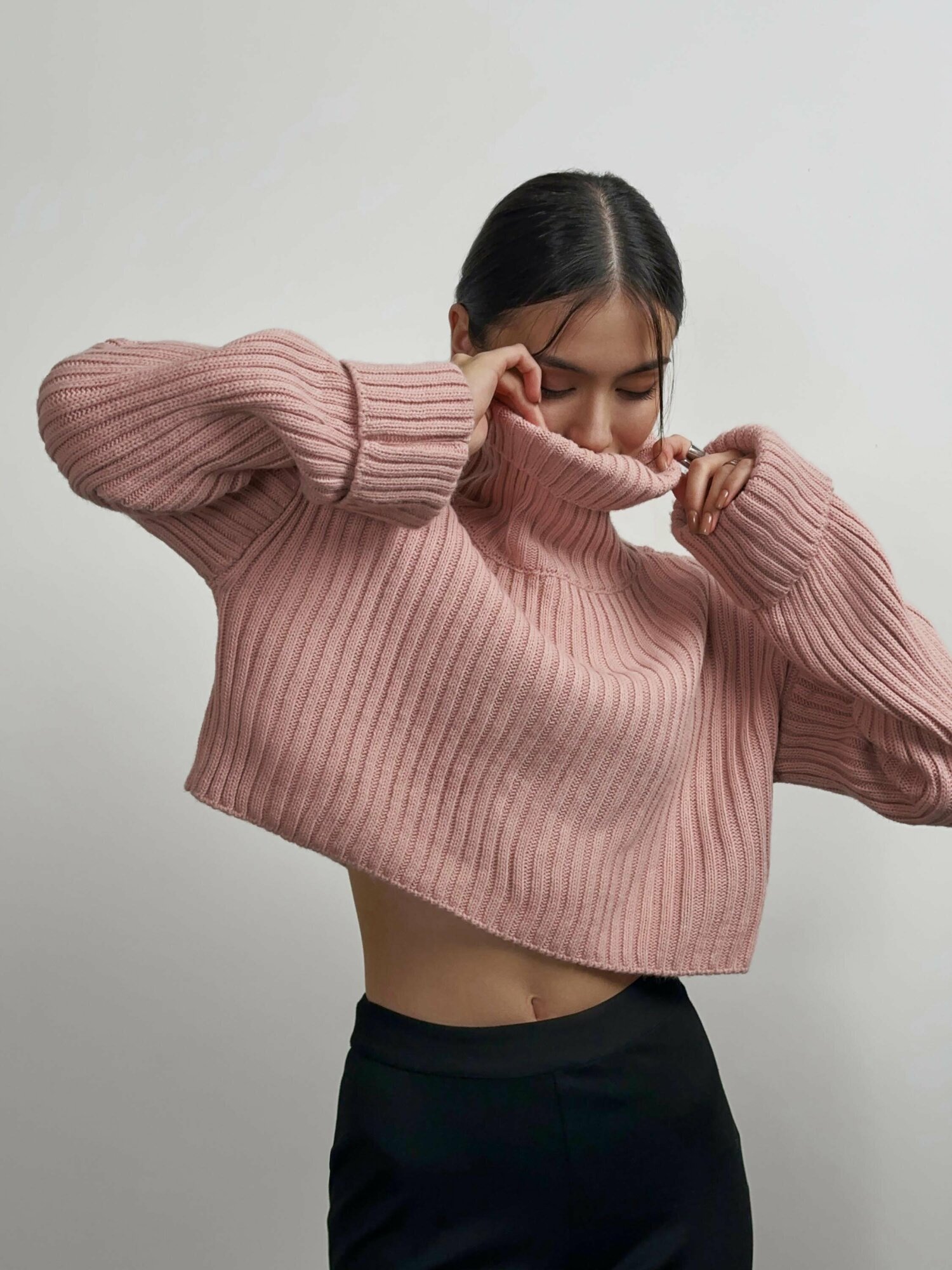 Свитер Crop Neck