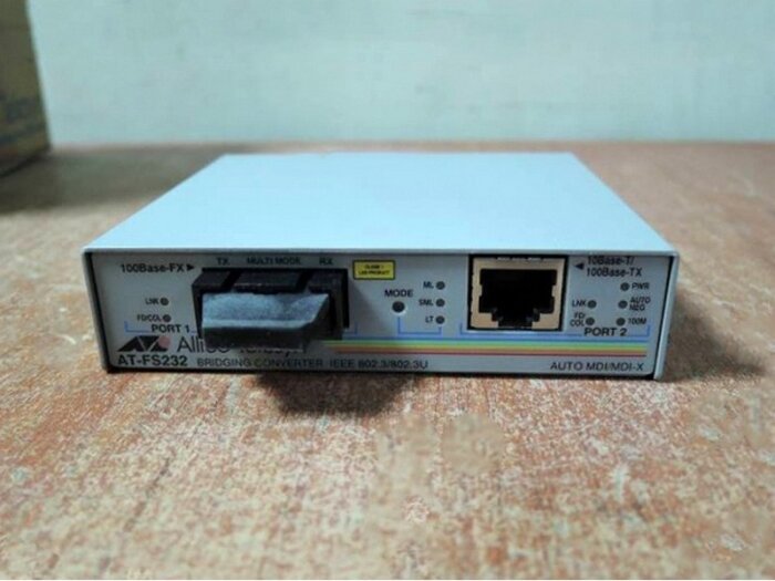 Медиаконвертер Allied Telesyn AT-FS232 Fast Ethernet 10/100TX100FX(SC)