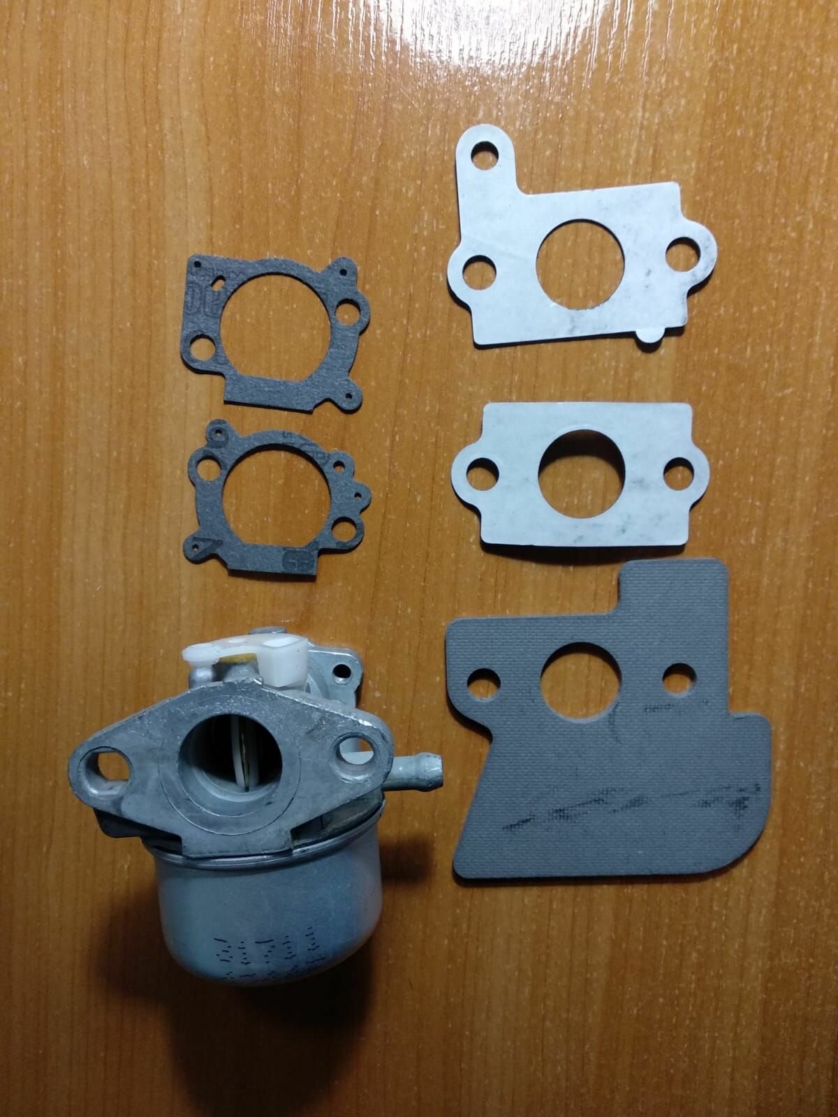 Карбюратор 790120