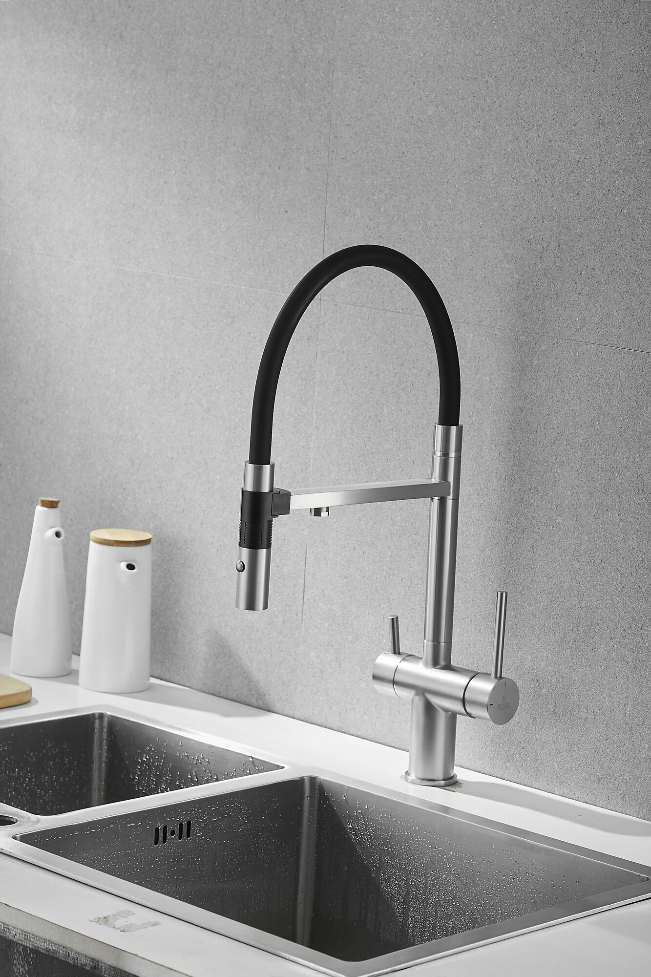 Смеситель для кухни с гибким изливом и подключением фильтра Rose R958L