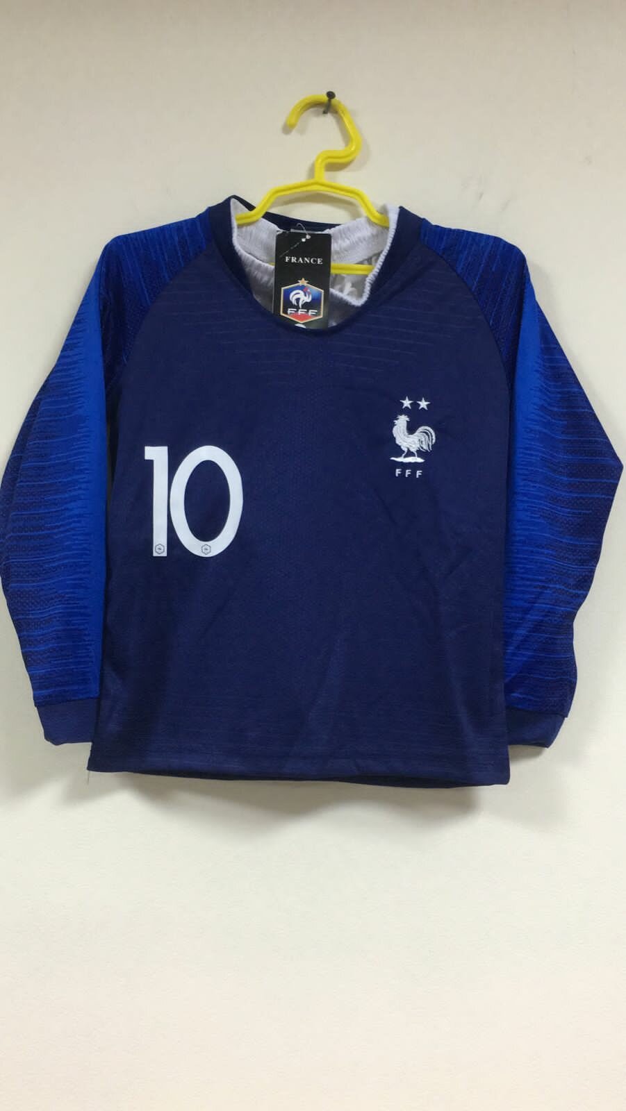 Франция размер 18 ( на 5-6 лет ) форма ( майка+шорты) , сборной FRANCE по футболу №10 MBAPPE с длинными рукавами