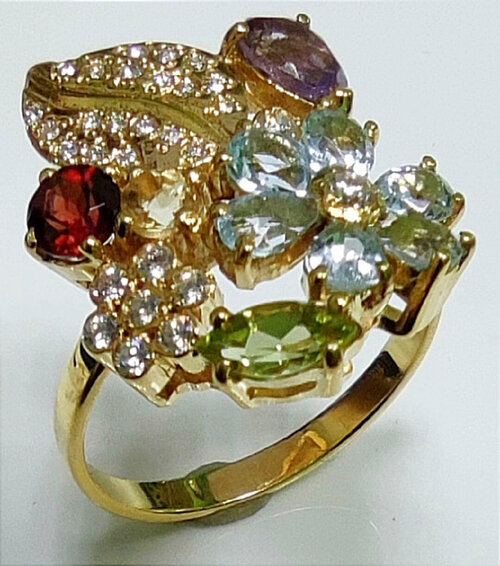 Кольцо Эстерелла, желтое золото, 750 проба, хризолит, аметист, топаз, бриллиант, гранат, размер 17